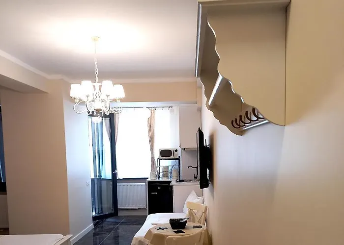 Luxury Anis 3 * 那沃达利