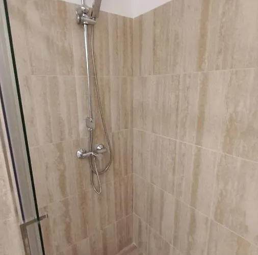 Luxury Anis 3 公寓 那沃达利