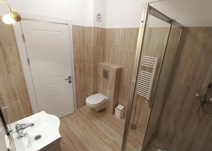 Luxury Anis 3 公寓